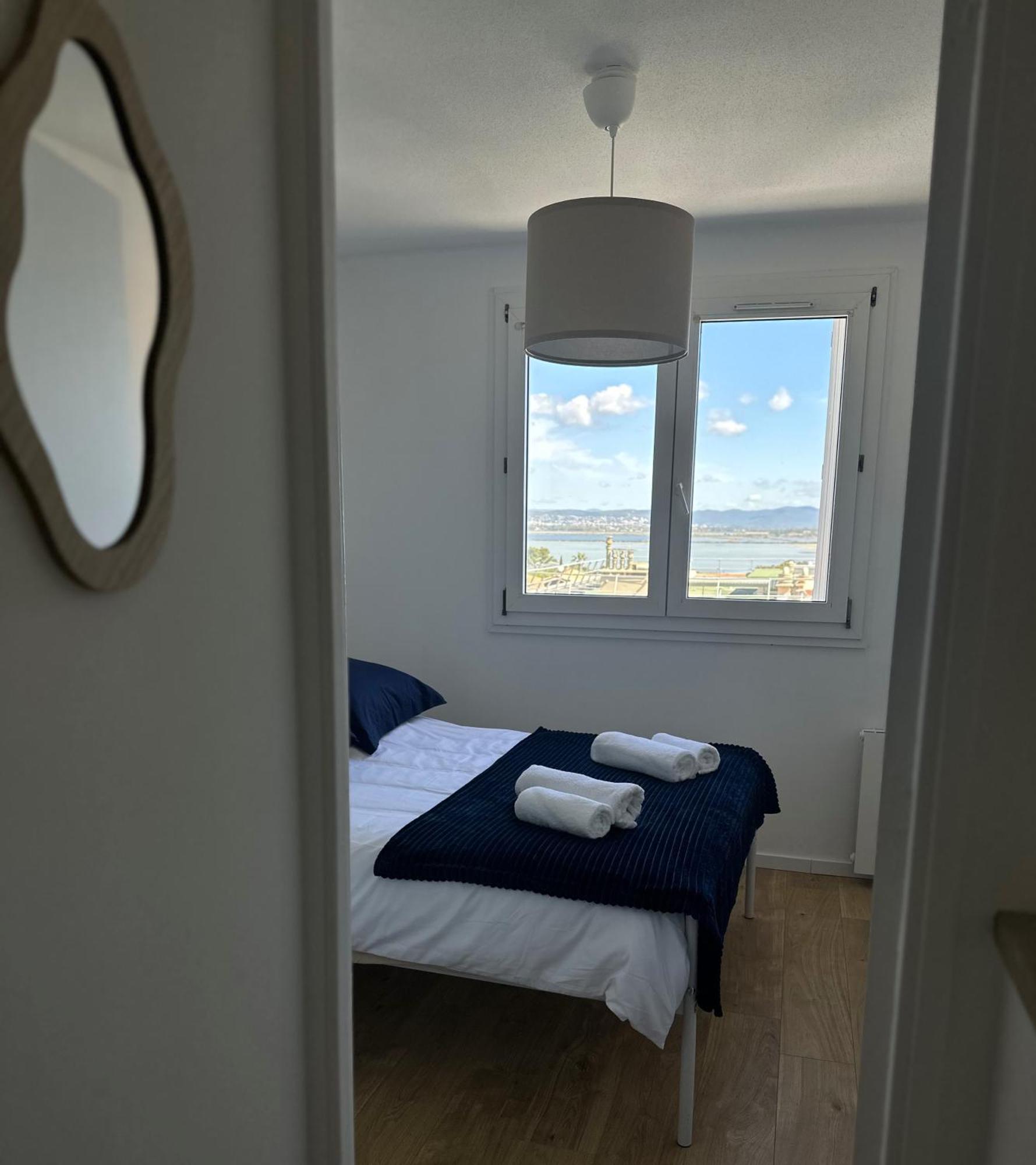 Apartment Perle Rare Vue Et Marais Salants Sur Giens A Hyères
